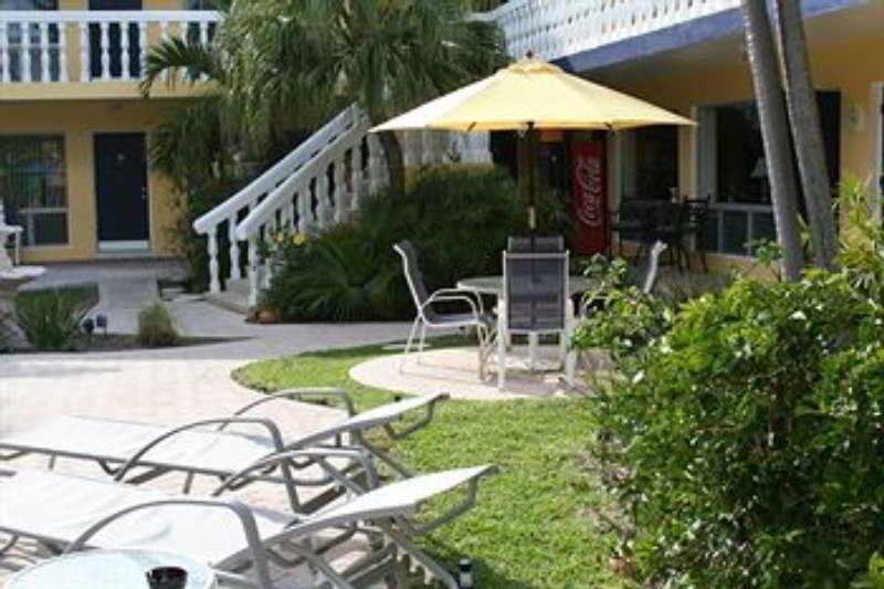 Cheston House - Clothing Optional All Male Guesthouse Fort Lauderdale Bagian luar foto