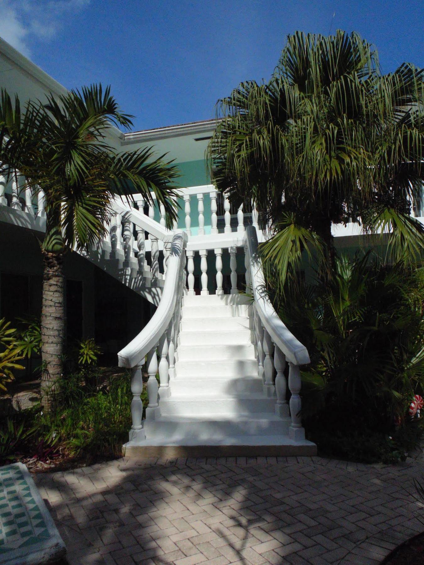 Cheston House - Clothing Optional All Male Guesthouse Fort Lauderdale Bagian luar foto